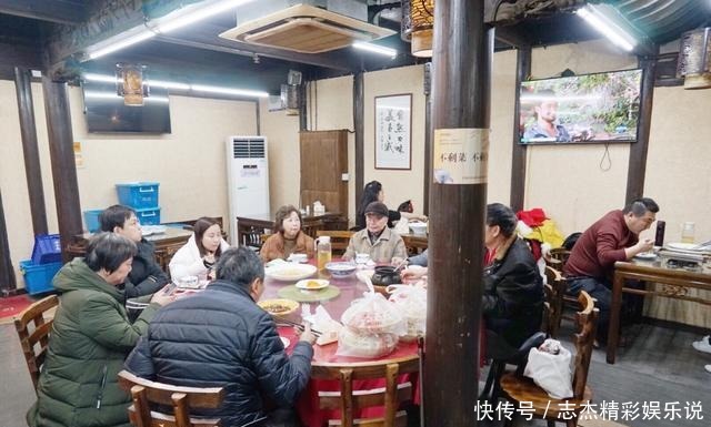  中国“最嗜甜”的城市，外地游客第一次去吃饭几乎崩溃：难以下咽