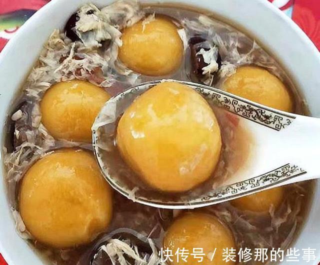 气血|穷人的阿胶被找到,5块钱煮一大锅,女人常吃气血足,小脸红扑扑