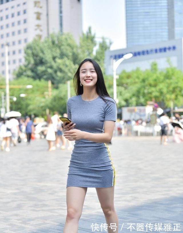 气质|优雅气质的连衣裙可是必备品,搭配风格时尚一些,时髦个性