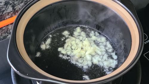 天冷就爱吃这道肥牛土豆煲，简单美味的家常菜，太香了