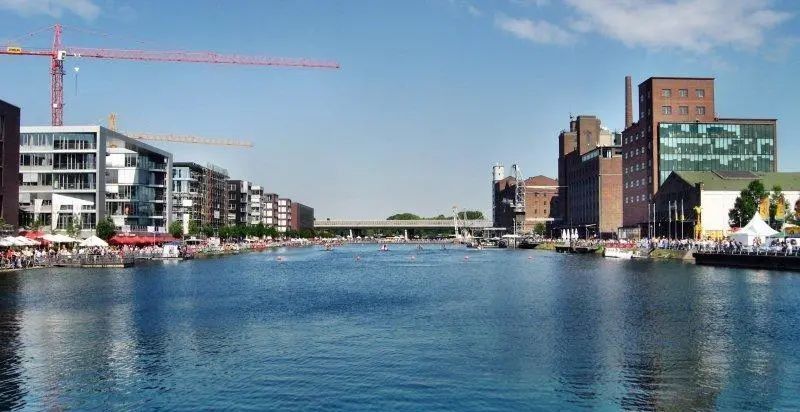 发达|德国：除东西差距外，德国南方为什么比北方发达？