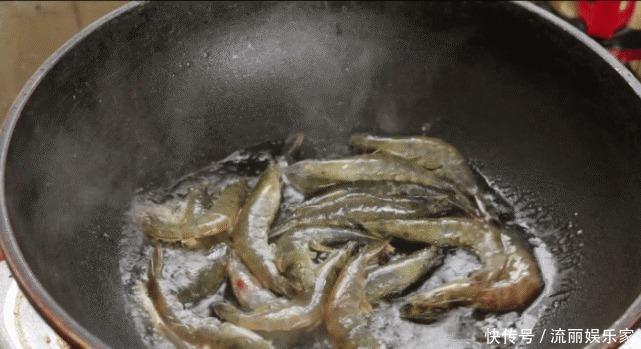 如此做出来的冬瓜,营养非常丰富汤鲜味美,小朋友都喜欢吃