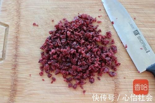 有了这个方子，你再也不会去买蛋糕了，香甜细腻得一塌糊涂巨好吃