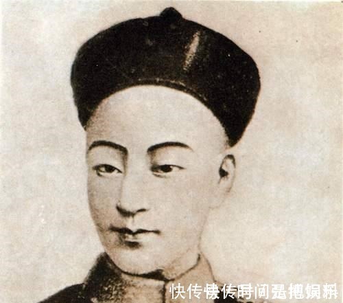 洛瑾!宠文她是王府唯一嫡女,出生时全城櫻花绽放,9个哥哥排队宠!