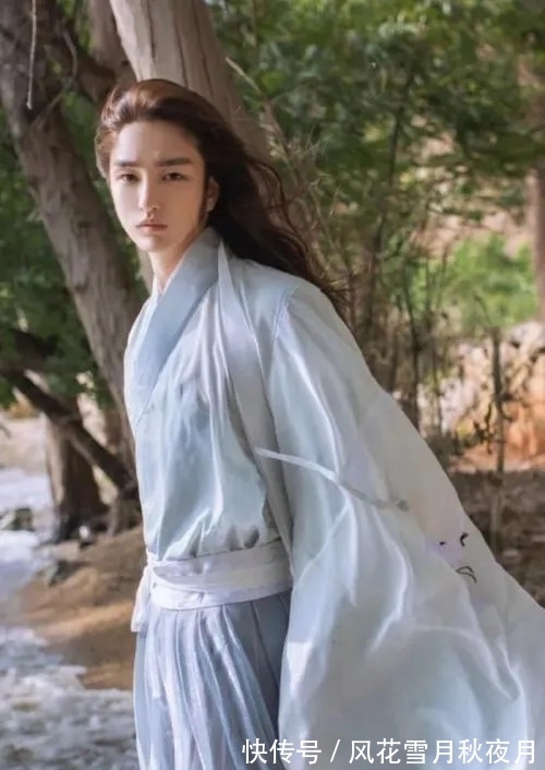 魏索|击败《剑来》,唐家三少再出新作,这部玄幻文9.8分登顶榜一!