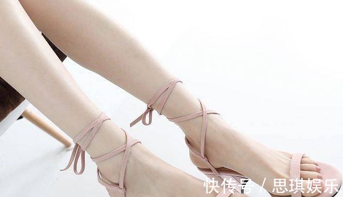 优雅 经典的一字系带设计,衬托纤细柔美的脚踝,展现优雅大方的气质