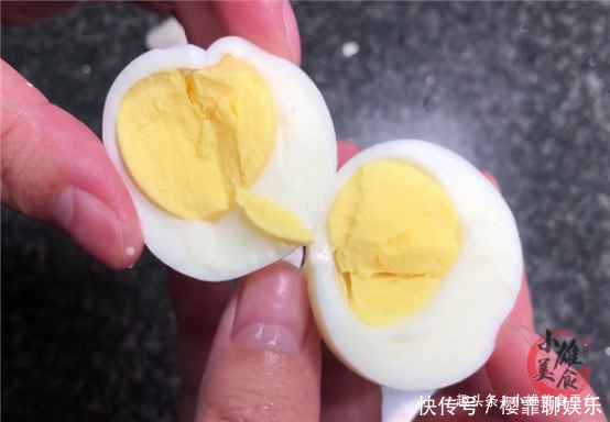 神奇|今天才知道,把两个鸡蛋扔进电水壶里,真的太神奇,不懂可惜了