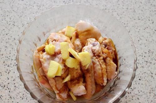 每次做此菜,筷子就没离开过,入味又解馋,好吃到停不下来