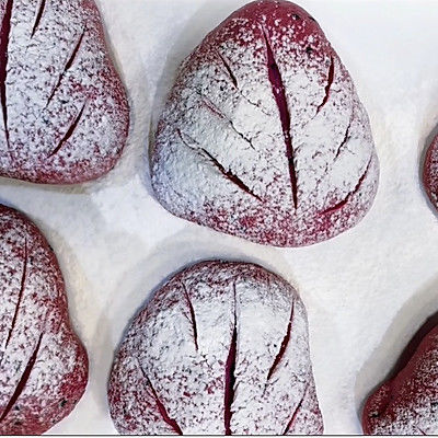 火龙果麻薯软欧包