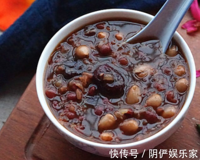 脸色|真正平民“补血方”，隔三差五吃，补血活血，脸色更红润