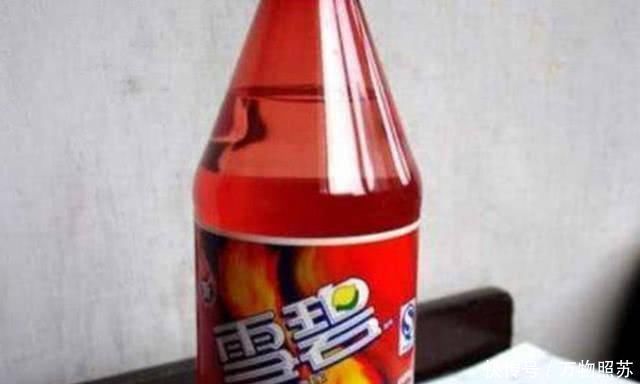 渴到|渴到嗓子“冒烟”也不喝的饮料,图2喝出表情包,图4是00后最爱