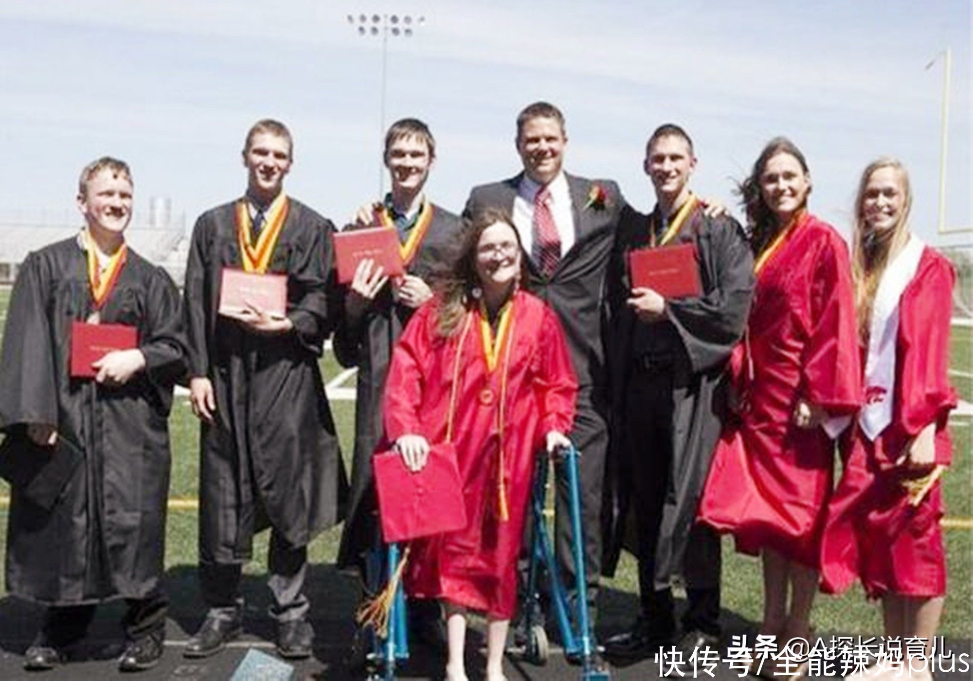 成年|24年过去，世界第一例“7胞胎”已成年，今7个娃过得怎样？