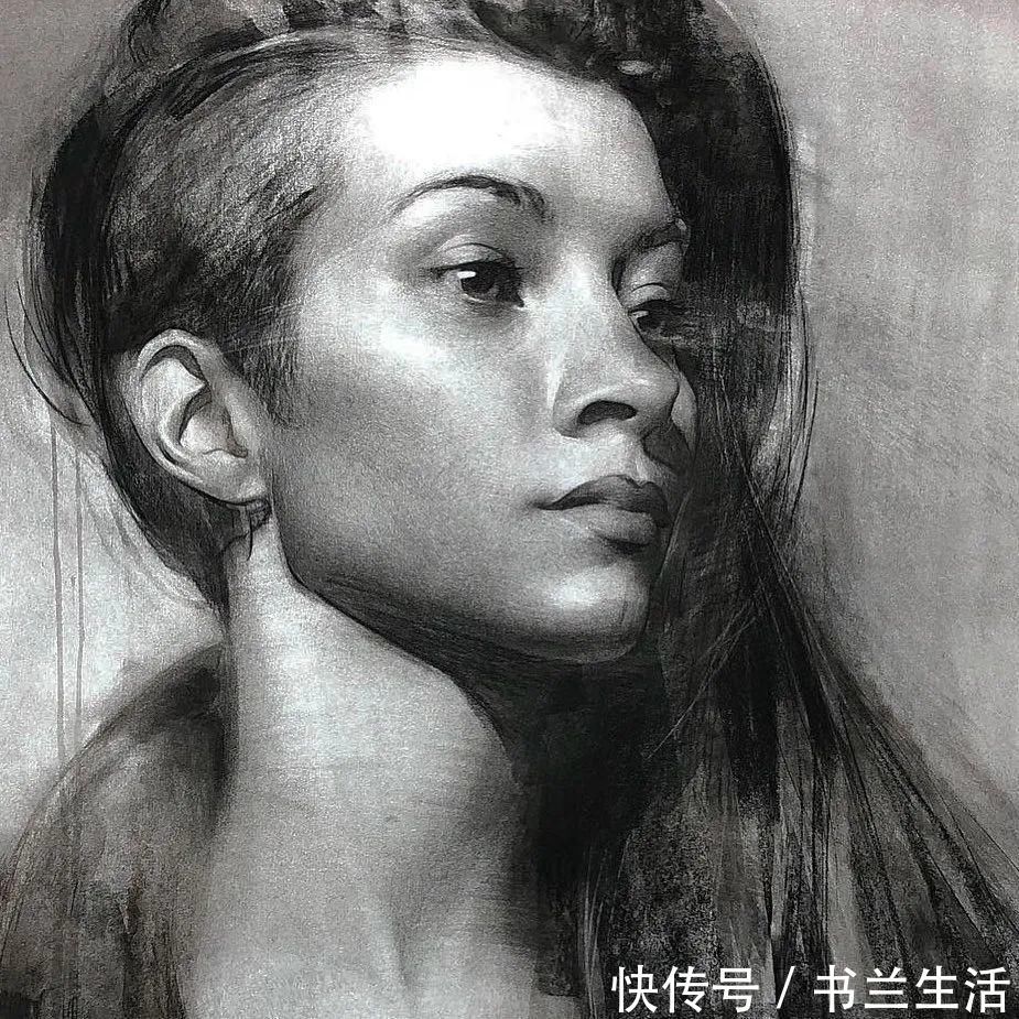 斯蒂芬$很硬核,一张素描500万网友围观,绝美线条让你欲罢不能,看一百遍都不腻!