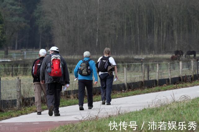 好处|喜欢走路锻炼的人，4大好处不请自来，但要注意走路的方式方法