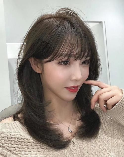 想换个发型吗？今年冬天这几款发型你值得拥有