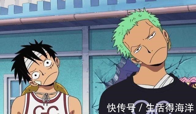 鹰眼|海贼王索隆的两个“硬汉画面”,其中一人承受所有伤害