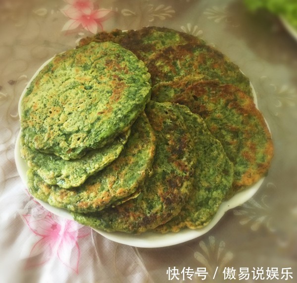 早餐饼超好吃做法，咬一口满嘴香，隔三差五做一次，比韭菜饼好吃