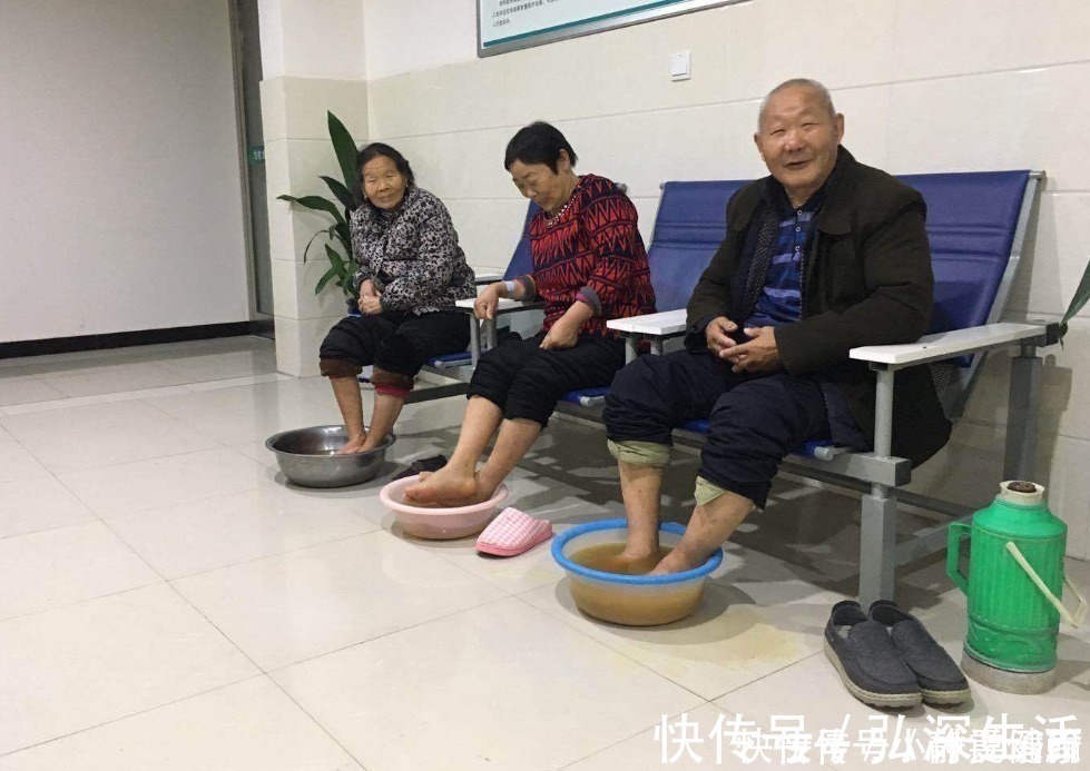 人体|腿是人体第二“心脏”，建议老年人：日常做好3件事，老得慢