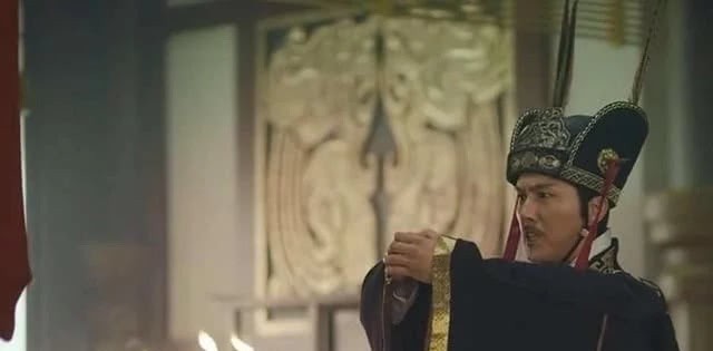 火烧|曾经火烧连营,立下汗马功劳的陆逊,为何最终会被孙权逼死?