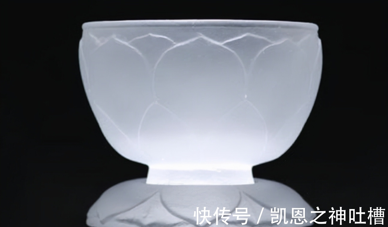 歌妓@宴席上，柳永听歌妓唱歌，写下一词，美得令人叹息