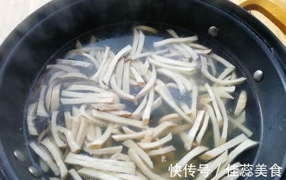 开春美食菜谱推荐,最适合春天的一道菜,此做法鲜上加鲜