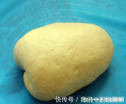 早餐必吃的面包，做多一点直接放冰箱冷冻，不用再早起煮早餐