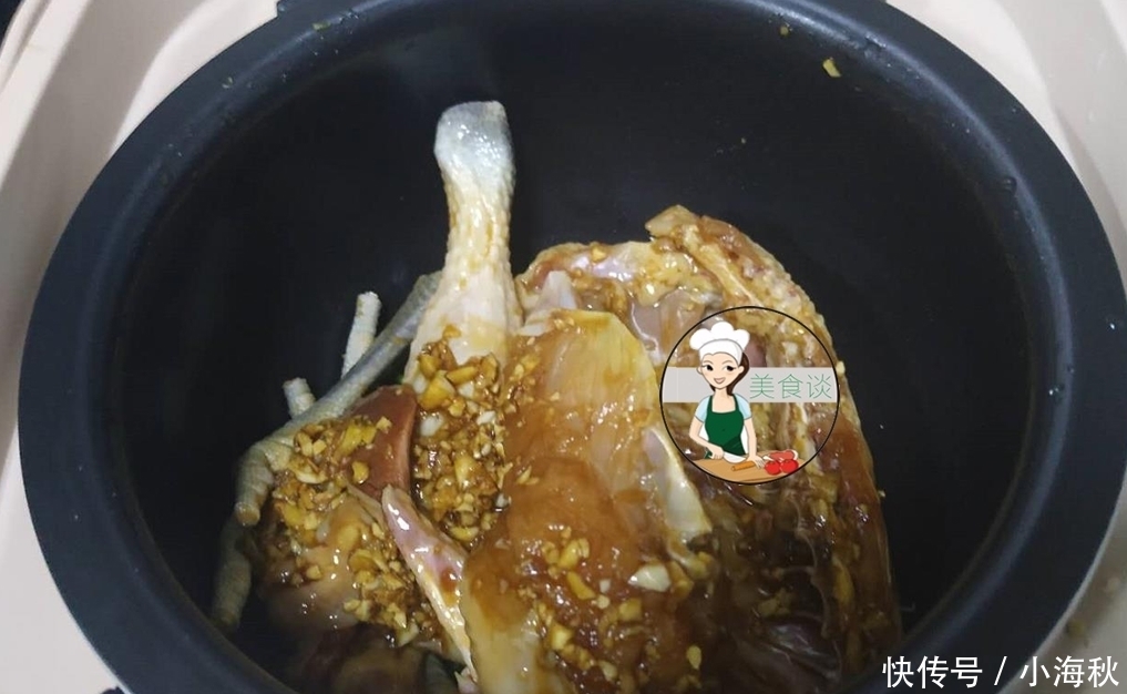 鸡肉此做法,不加一滴水,越煮越香,几天不吃就嘴馋,做法还简单
