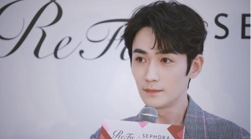 值、陷于才华、忠于人品,是朱一龙的形容词