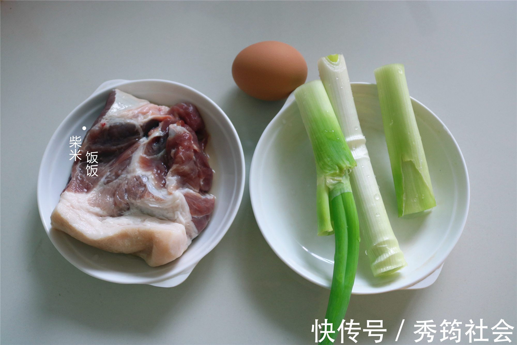 鲜香|跟87岁奶奶学调馄饨馅，咬一口满嘴汁，鲜香弹牙，太好吃了