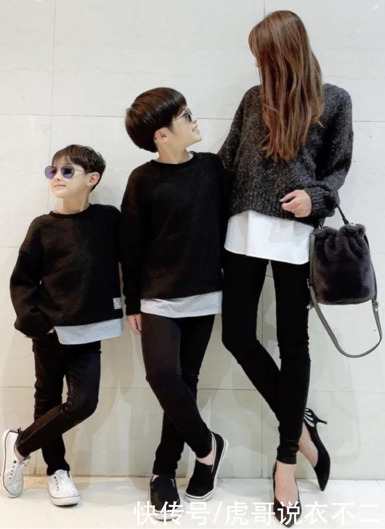 日本宝妈穿衣真有一套，怎么优雅时尚怎么穿，根本不像仨孩子的妈