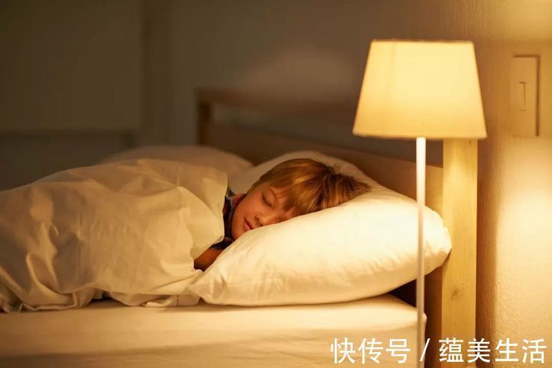 个子|“一看这孩子也矮不了”,有这些特征的娃,长大可能是“大高个”