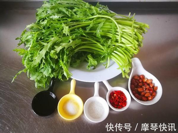 蔬菜|失眠最怕这个蔬菜,一斤只要2元,隔一天吃一次,一觉睡到天亮