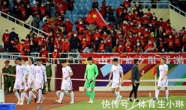 中国足协|主动求变!中国男足新年首训球员达32名,国足名宿紧急驰援教练组