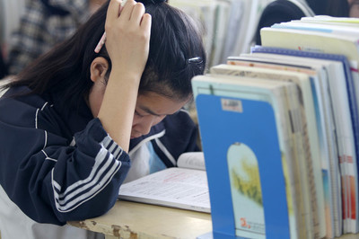 考前|孩子考前紧张,家长说这四句话,准保管用!