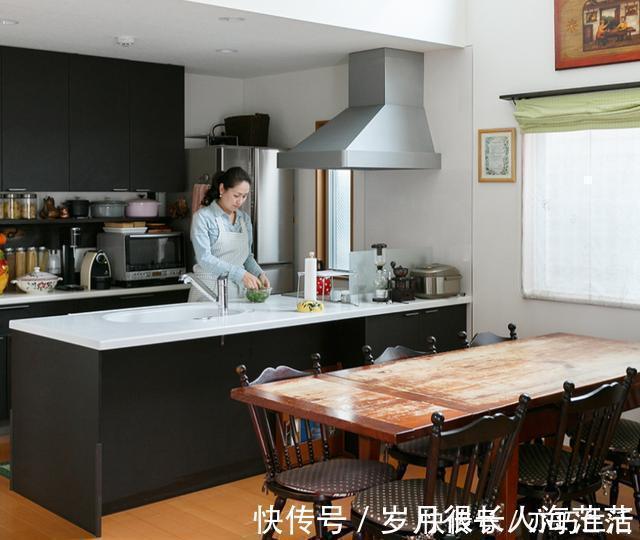参观日本普通家庭的厨房 一进门我就愣了 水槽也太高级了 360房产网 参观日本普通家庭的厨房 一进门我就愣了 水槽也太高级了 360房产网