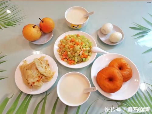 早餐|我家的一周早餐这样吃,每天晚饭后,不到15分钟就上桌,豆浆也已经打好