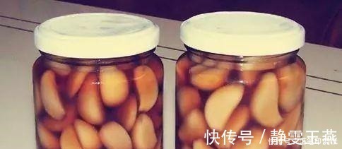 蜂蜜|别再醋泡大蒜了!大蒜加它,养肝补肾,60岁的人肾似小年轻!