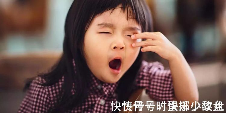 午睡|孩子这么睡,小心发育赶不上同龄人,12岁前再不纠正就来不及了