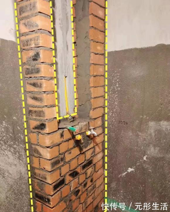 水管|卫生间砌墙包了2根下水管，隔音降噪，顺便砌个壁龛给湿区收纳