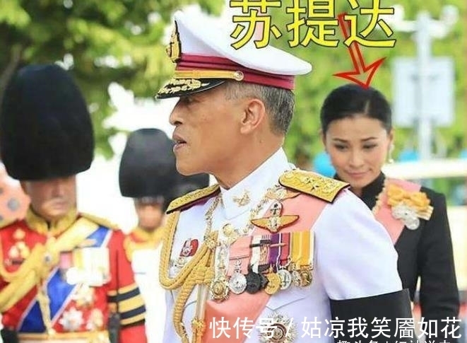 放飞自我$68岁泰王放飞自我!率领众嫔妃丛林夜骑,百姓匍匐跪拜高呼万岁