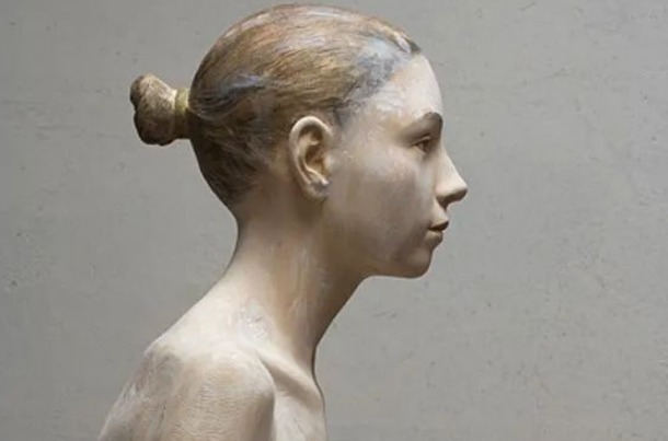 布鲁诺!他将灵魂注入木雕,把木头变成艺术品,靠神技征服众人