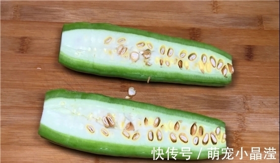 苦瓜的“苦源”在哪里？只要切掉这个部位，苦瓜好吃还不苦，厉害