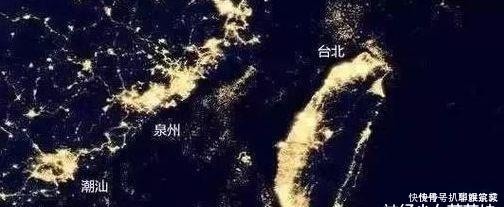 卫星 从卫星上看东亚的夜景，对比三个时期的中日韩三国差距