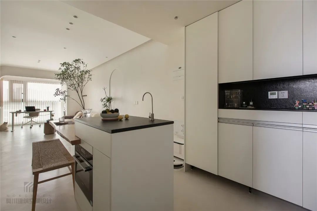 布置|90㎡现代侘寂风,极简的空间,优雅的线条,舒适的软装