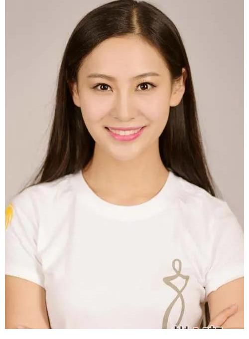 中华小姐总冠军、凤凰卫视主持人郭洋子写真集