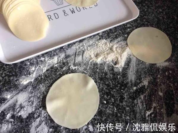 女儿放假非要住外婆家，说外婆做饭好吃，发来照片一看，惊了！