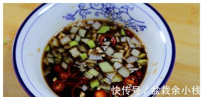 小米辣|自制猪皮冻,不加一滴油,只要一锅水,劲道爽滑,过年不用买了