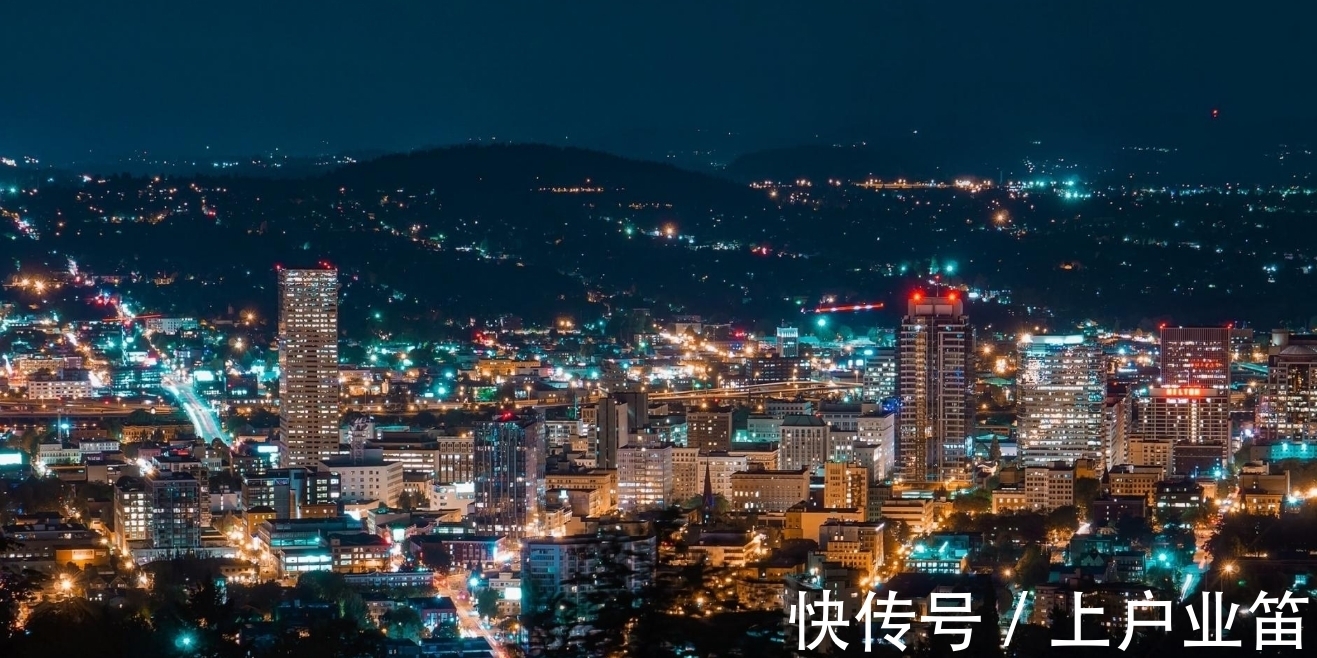 《变形记》最清醒的农村娃，赢了“富人游戏”，考国防生当上排长