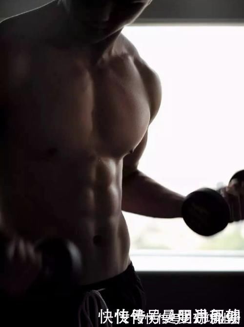 肌肉|你的卧推正确吗胸部的训练也很讲究，在这帮你练出理想胸肌