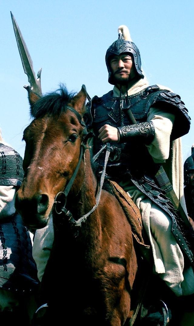 英年早逝|此人智勇双全，胜过曹操，可惜英年早逝，如果不死将改变三国格局